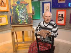 -曼谷杜莎夫人蜡像馆