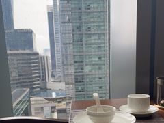 -天际餐厅(广州珠江新城假日酒店)