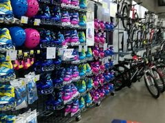 -迪卡侬(南二环店)