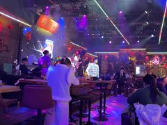 -喜鹊音乐酒馆(西街店)