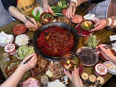 -黄潇洒老火锅(九眼桥宏济巷店)