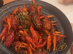 -肥肥虾庄·金牌油焖大虾(汉口城市广场店)