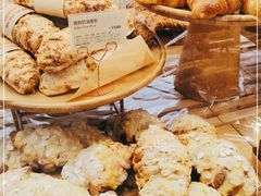 -多乐之日(田林东路店)