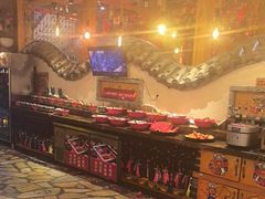 -老牌坊云南鱼豆花火锅(爱建店)