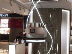-奥伦纳素Erno Laszlo