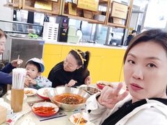 -服务大楼冷面(延大店)