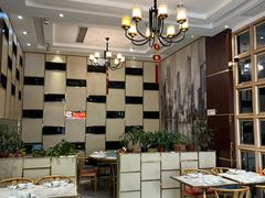 -雍沪里·沪湘融合菜( 康桥店)