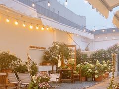 -AHAVA·Fang Baking Studio