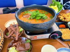 -包整·丝娃娃(一览甲秀楼风景店)