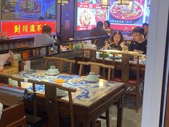 -川流不息·地道川菜·小龙虾(新松江路店)