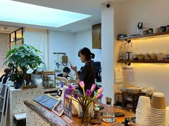 -Line 咖啡(石厦花园店)