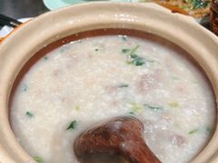 潮界生滚牛肉粥-潮界(虹桥新天地店)