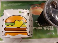 -德克士(东城店)