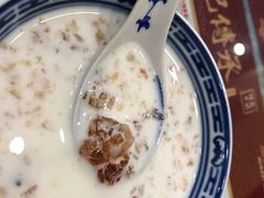 -赵记传承特色牛奶甜品(泉城广场店)