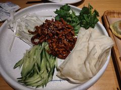 -关东小磨东北菜(上海长风大悦城店)