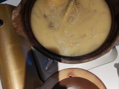 瓦撑浓汤鸡煲翅-粤界(望京金辉店)