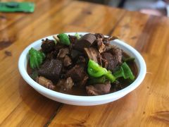 红烧老鹅-山里人家土菜馆(茅山店)