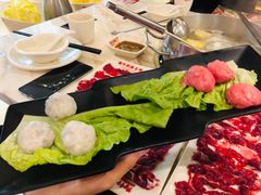 牛丸三拼起义-为什么牛潮汕牛肉火锅(中信广场店)