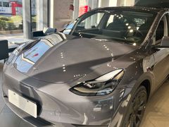 -TESLA 特斯拉(上海太古汇体验店)