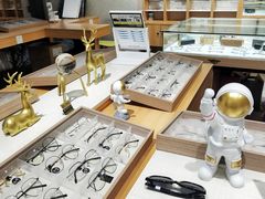 -无界眼镜MaxLess(滨江星光大道店)