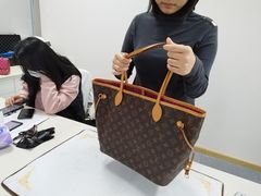 -用真奢侈品名表名包回收中心(朝阳万达店)