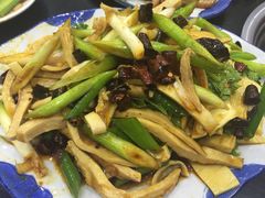 瑞杰烧烤-瑞杰烧烤店·24小时营业(山东路店)