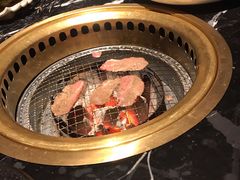 -山川小町·极番烧肉(新地假日广场店)