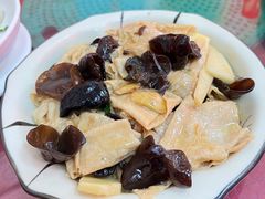 -雄仔农家菜馆·特色葱油鸡(六祖店)