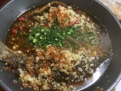 -六弟特色小馆(人民新村店)