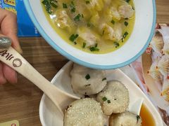 -小杨生煎(白玉兰广场店)