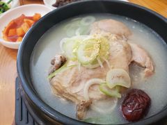 -长寿参鸡汤(朝韩风情街店)