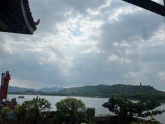 -湖畔居茶楼(湖滨店)