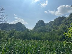 -高荡千年布依古寨旅游景区