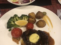 -WOLFGANG PUCK KITCHEN & BAR(迪士尼小镇店)