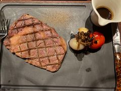 -恰餐厅及酒吧 CHAR Bar & Grill (北京丽都皇冠假日店)