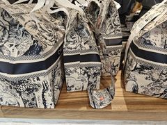 -万达广场(无锡滨湖店)