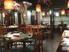 大堂-卢大鲜鱼头捞饭(美利广场店)