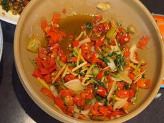 -川流不息·地道川菜·小龙虾(松东路店)