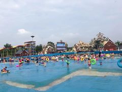 -沈阳龙润夏宫温泉水乐园