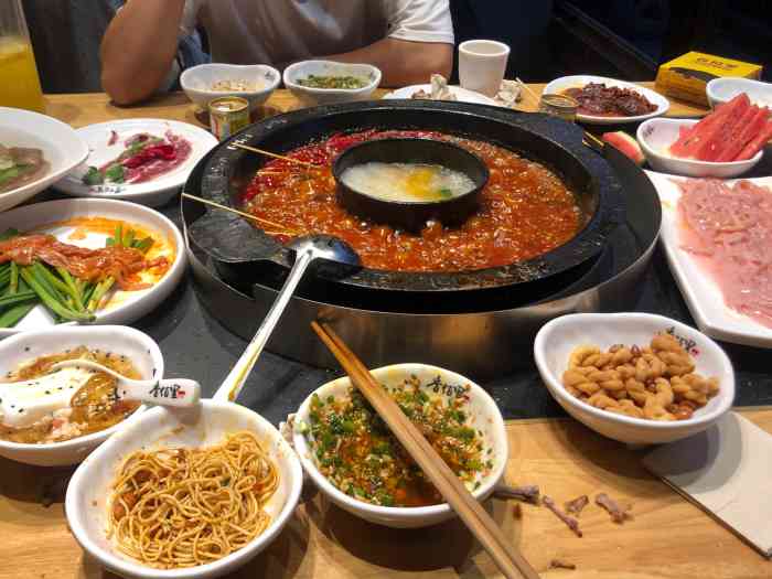 香佰里鲜货火锅(双福店)