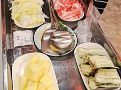 -小火炕铁锅炖鱼