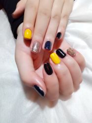 -睫乐园•睫公馆•美睫美甲沙龙