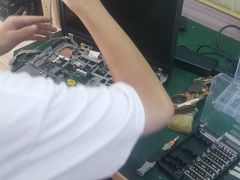 -鸿准通信科技·忠诚手机电脑维修中心(三林店)