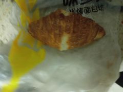 菠萝牛角-味多美蛋糕(梨园店)