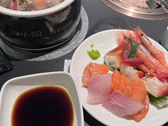 -钱小奴海鲜自助黑金店(杭州滨江龙湖店)
