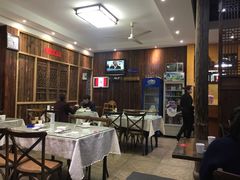 大堂-何记面馆(龙泉山店)