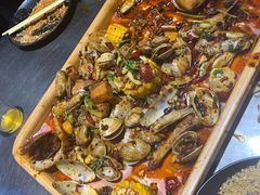 铁锹海鲜-白玉串城(南六中路店)