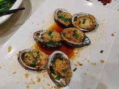 蒜蓉蒸鲜鲍鱼-御口福(王圣堂店)