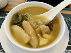 -一朵菌·野生菌探索家火锅(南亚店)
