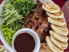 扒猪脸火勺-北京龙庆四季香农家饭庄·灶台鱼·碳烤虹鳟鱼(龙庆峡店)